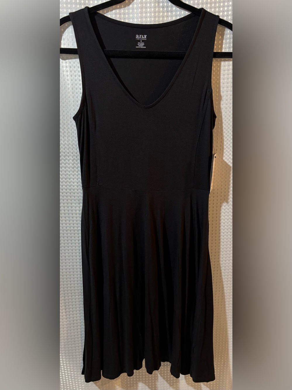 NWT Ana S Black Sleeveless V-neck Skater Dress